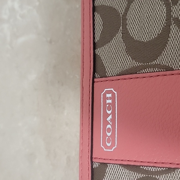 Wallet - Picture 3 of 11